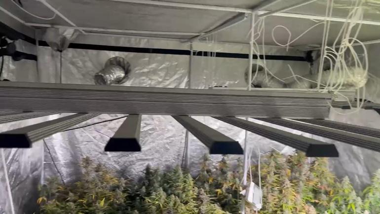 Avcılarda metruk binada uyuşturucu imalathanesi bulundu