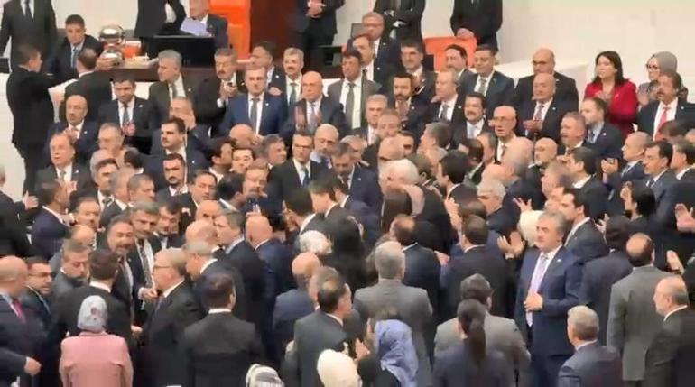 Bakanlar Gürlek ve Çiftçi, TBMMde yemin etti