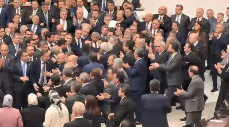 Bakanlar Gürlek ve Çiftçi, TBMMde yemin etti