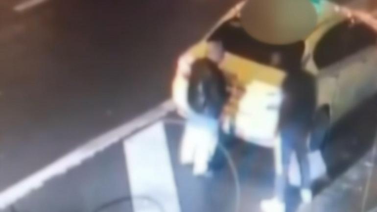 Büyükçekmece’de taksiyle gidip iş yeri kurşunlayan 5 şüpheli tutuklandı