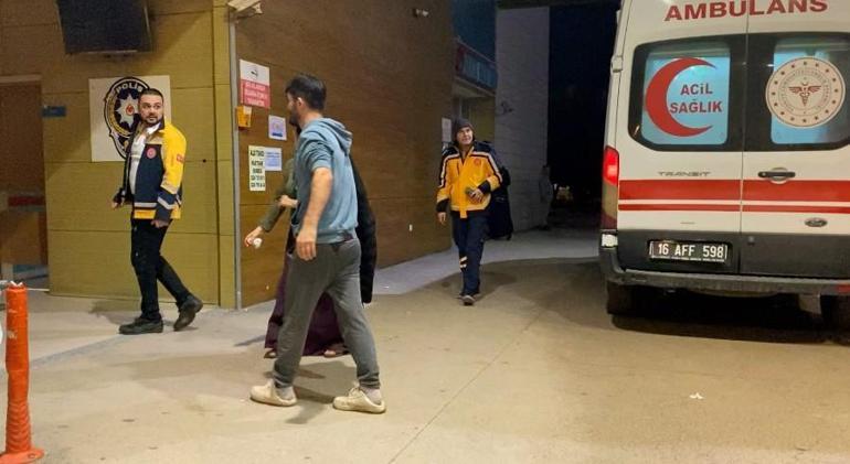 Tartıştığı kayınbiraderi ile araya girmek isteyen eşini bıçakladı