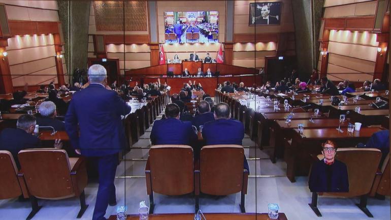 İstanbulda toplu taşımaya yüzde 20 zam teklifi İBB Meclisinde kabul edildi