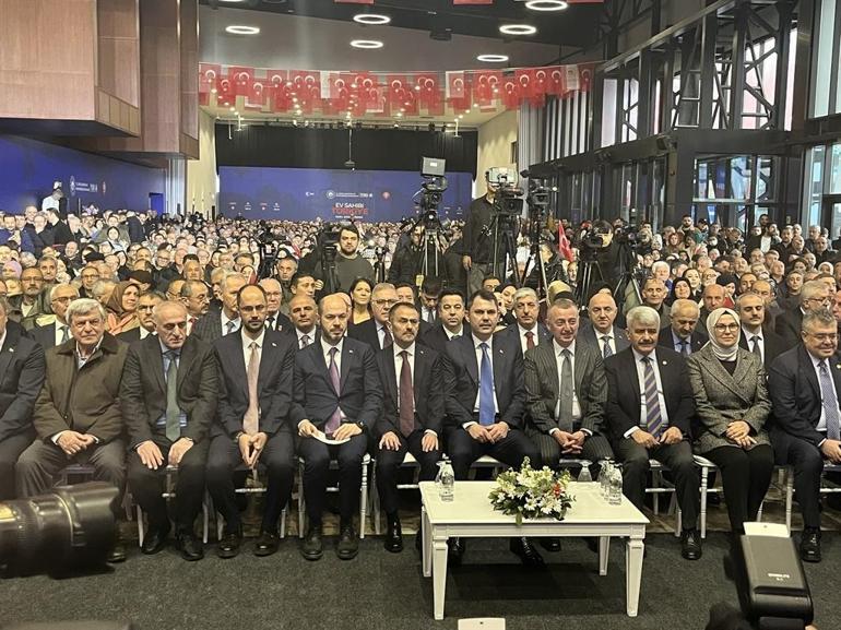 Bakan Kurum: Belediyelerinizde yolsuzluğun kitabını yazdınız