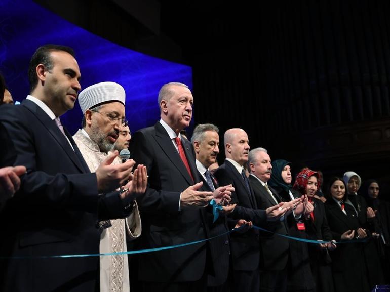 Cumhurbaşkanı Erdoğan: Sözde özgürlükçü fakat özde baskıcı zihniyete rağmen hedeflerimize doğru yürüyoruz