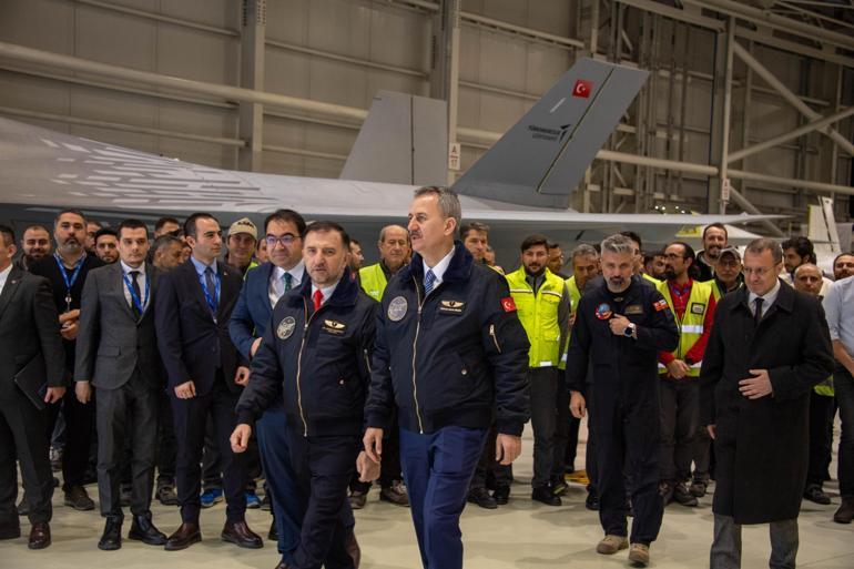 Haluk Görgün, KAAN hangarını ziyaret etti