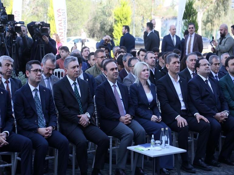 Bakan Kacır: Son 23 yılda sağladığımız desteklerle teknoparklarımızın sayısı 2den 114e çıktı