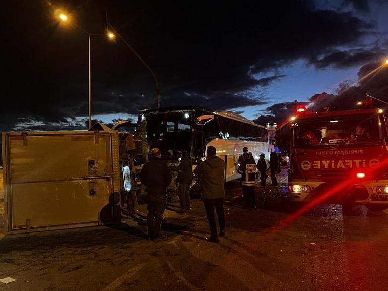 Kayseri’de yolcu otobüsü ile kamyonet çarpıştı: 5 yaralı