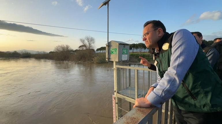 Tarım ve Orman Bakan Yardımcıs Gizligider, Aydında taşkın alanlarını inceledi