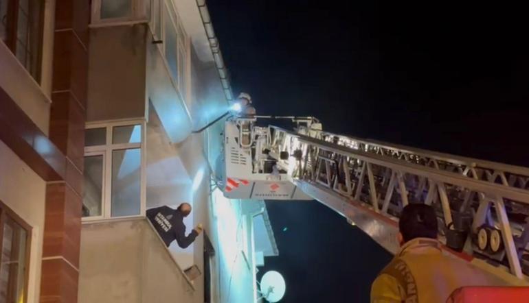 Sancaktepe’de 3 katlı binada yangın: 1 yaralı