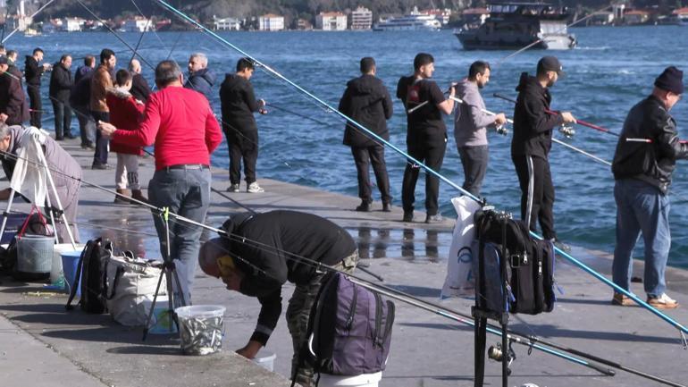 İstanbul’da güzel havayı fırsat bilenler Bebek Sahiline akın etti