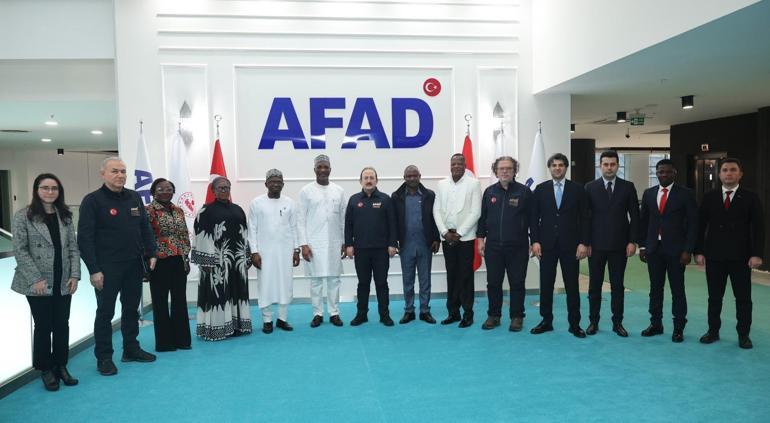 AFAD Başkanı Pehlivan, Gana İçişleri Bakanı Muntaka ile görüştü