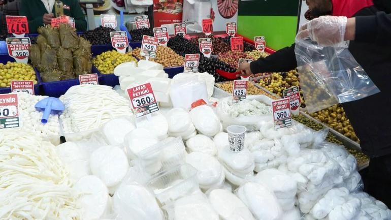 Mısır Çarşısında Ramazan öncesi alışveriş yoğunluğu