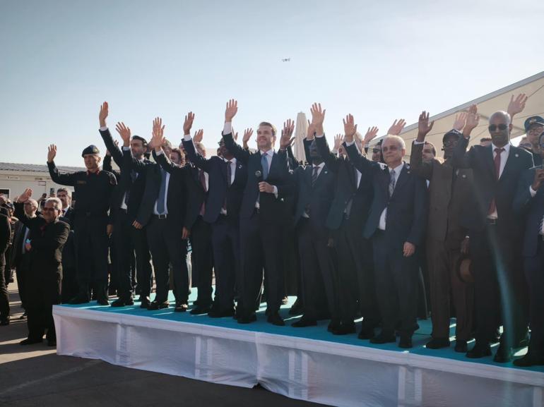 Bakan Bayraktar: Türkiye Cumhuriyeti tarihinin en büyük projesi Mersinde hayata geçiyor