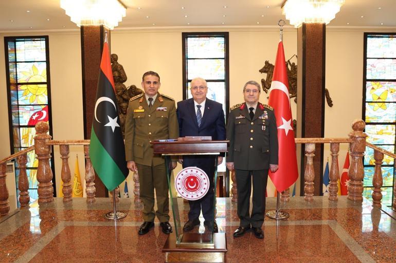 Bakan Güler, Libya Genelkurmay Başkan Vekili Korgeneral Al‑Namroushu kabul etti