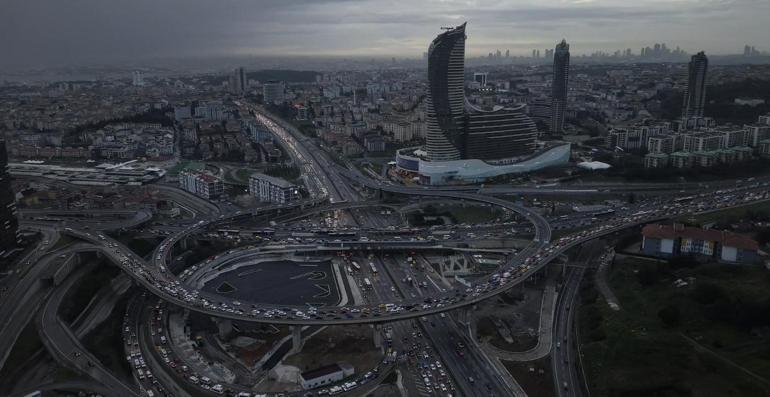 İstanbulda trafik yoğunluğu yüzde 89a ulaştı