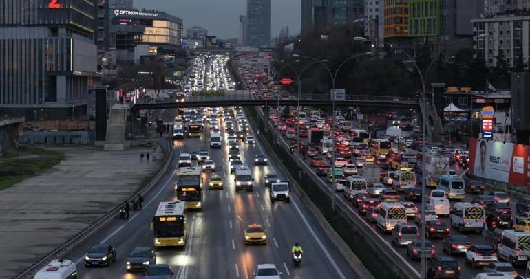 İstanbulda trafik yoğunluğu yüzde 89a ulaştı