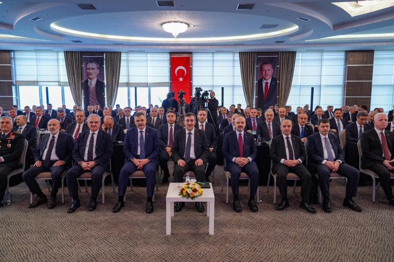 Cevdet Yılmaz: Valilerimize duyulan güven yerel kalkınma için bize büyük bir fırsat veriyor