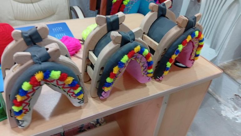 Beypazarının son semercisi geçimini maket semer yaparak sağlıyor