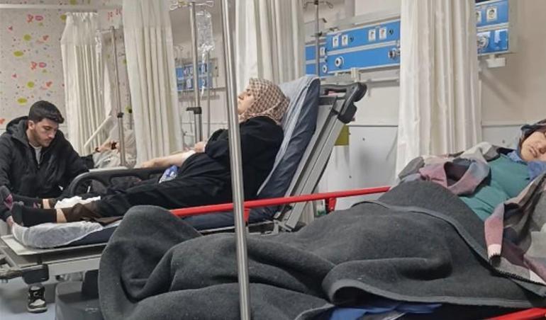 Mevlit yemeği sonrası 22 kişi zehirlenme şüphesiyle hastaneye kaldırıldı