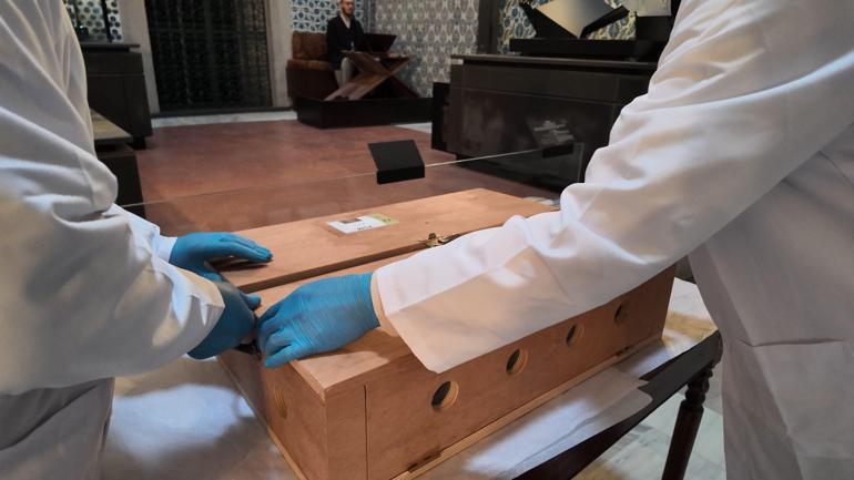 Osmanlı döneminin en büyük Mushafı Topkapı Sarayında ilk kez sergileniyor