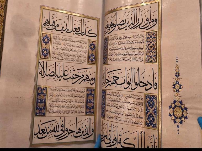 Osmanlı döneminin en büyük Mushafı Topkapı Sarayında ilk kez sergileniyor