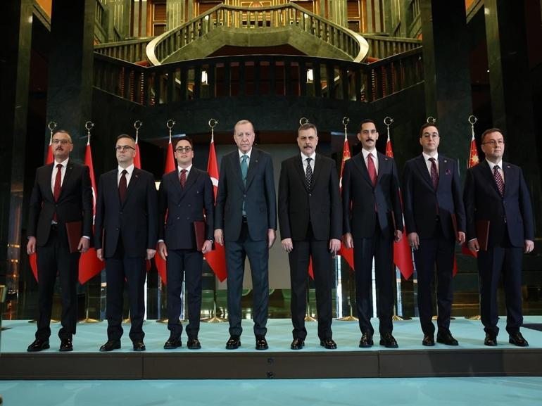 Cumhurbaşkanı Erdoğan: Komisyon raporunu önemli bir kazanım olarak görüyorum