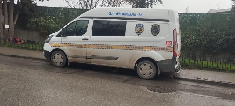 İstasyonda boşanma aşamasındaki eşini başından vurarak öldürdü