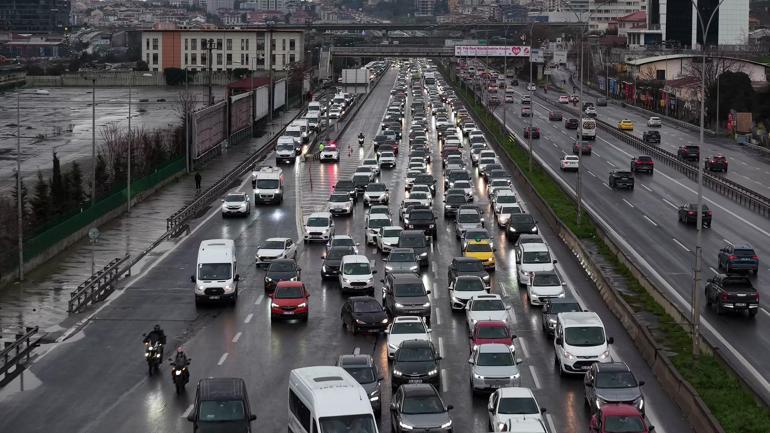 İstanbul’da trafik yoğunluğu yüzde 90a ulaştı