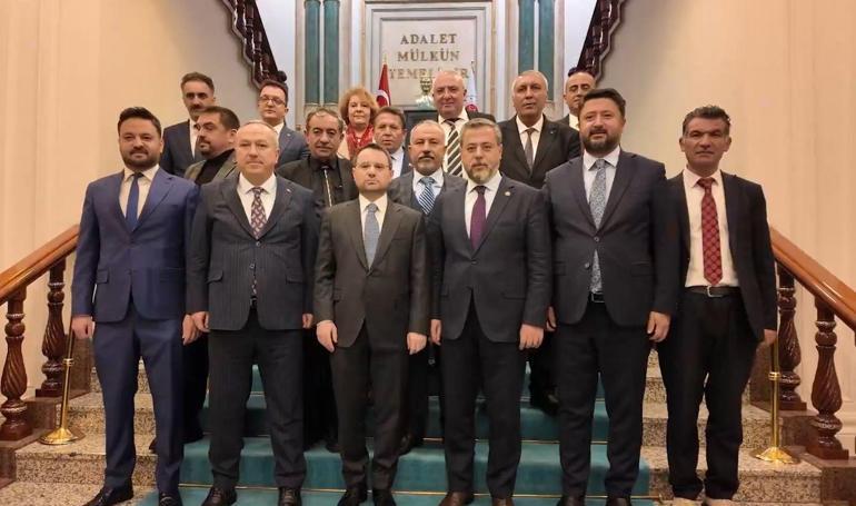 Bakan Gürlek, Nevşehir Valisi Ali Fidan ve beraberindeki heyeti ile bir araya geldi