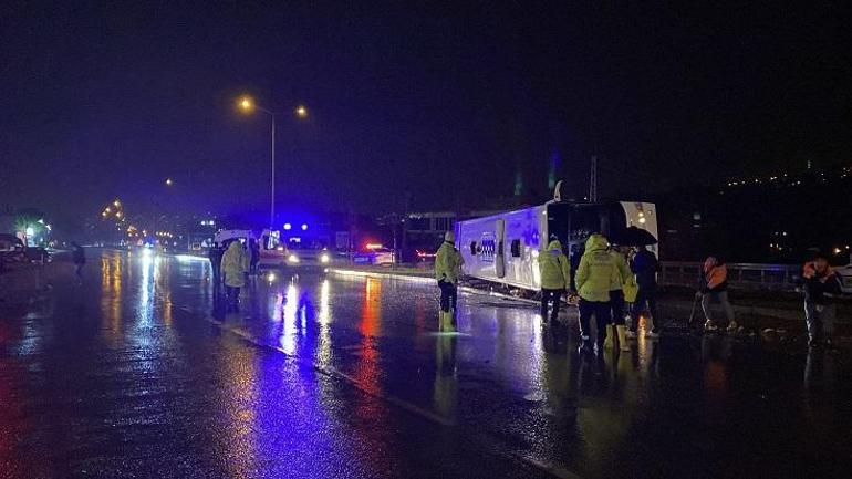 Samsun’da yolcu otobüsü devrildi: 6 yaralı