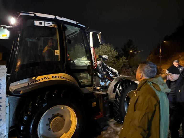 Hatayda toprak kayması