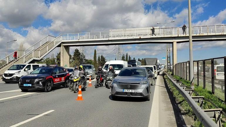 Esenler’de refüje çarpan cip devrildi