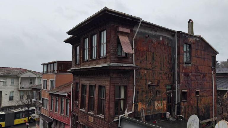 Şair Orhan Velinin doğup büyüdüğü köşk satışa çıktı: Restore edilmesini istiyoruz