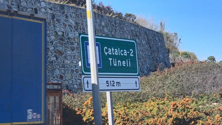 Kuzey Marmara Otoyolunda tünelde tanker devrildi; trafik yoğunluğu oluştu