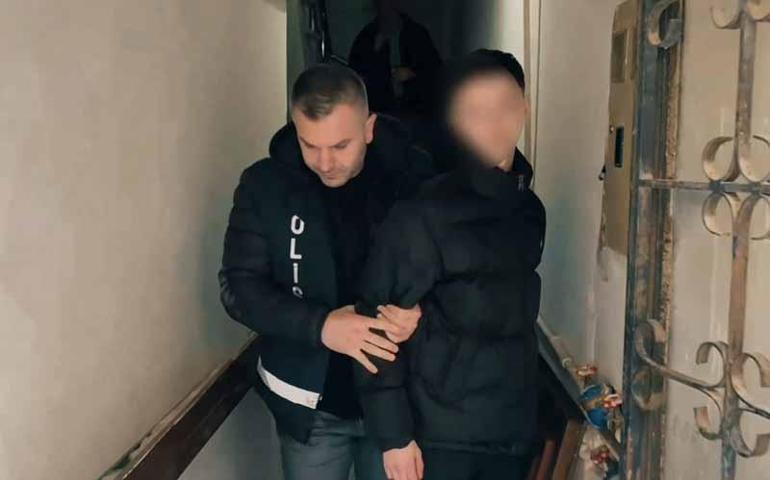 4 kişiyi toplam 4,8 milyon lira dolandıran 2 şüpheli tutuklandı