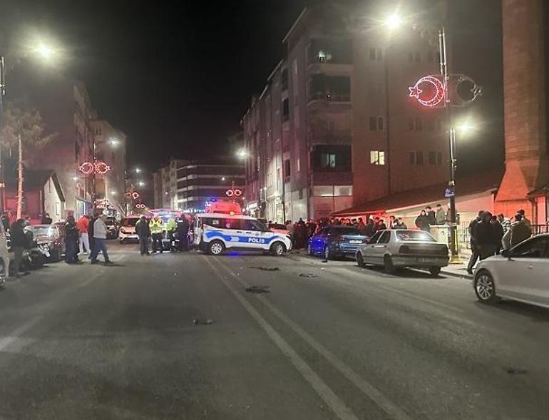 Teravih namazına giden gelin-kaynanaya otomobil çarptı: 1 ölü, 1 yaralı