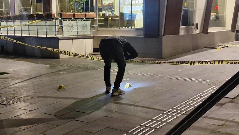 Diyarbakır’da silahlı kavgada 1’i yoldan geçen 2 kişi yaralandı