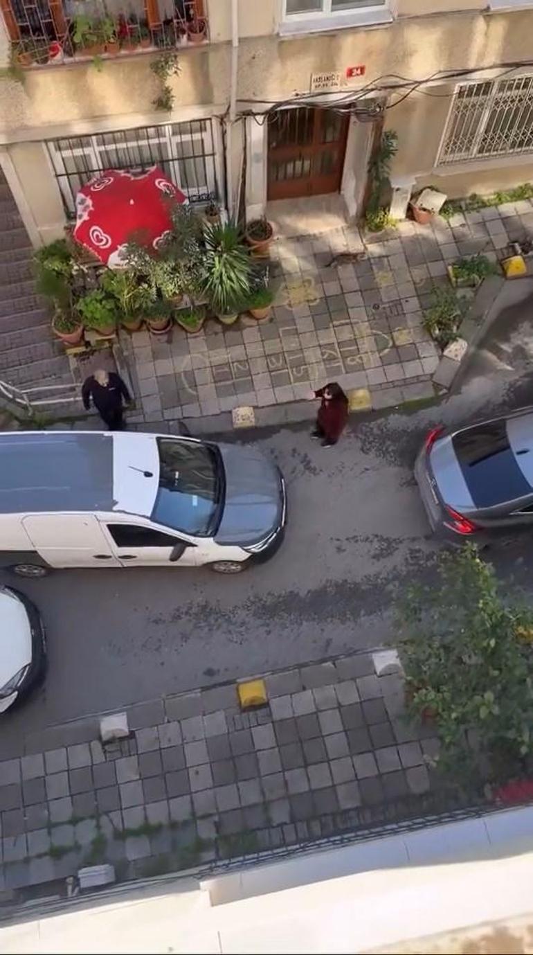 Kadıköy’de park yeri kavgası; Burası benim evimin önü