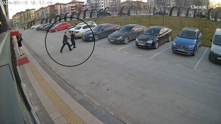 Çorumda iftar saatinde restorana sahibine silahlı saldırı; olay anı kamerada