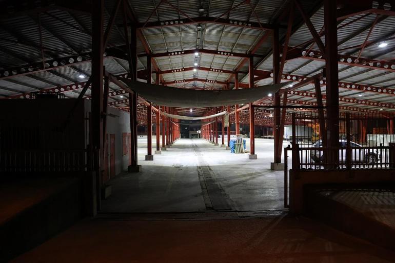 İzmir’de iftar çadırında görevli belediye personeline bıçaklı saldırı