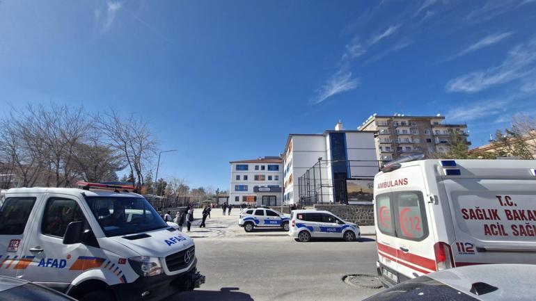 Cıva dökülen sınıftaki öğrenciler taburcu edildi