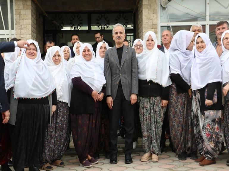 Bakan Uraloğlu, Mihalgazi Belediye Başkanı Akgünü ziyaret etti