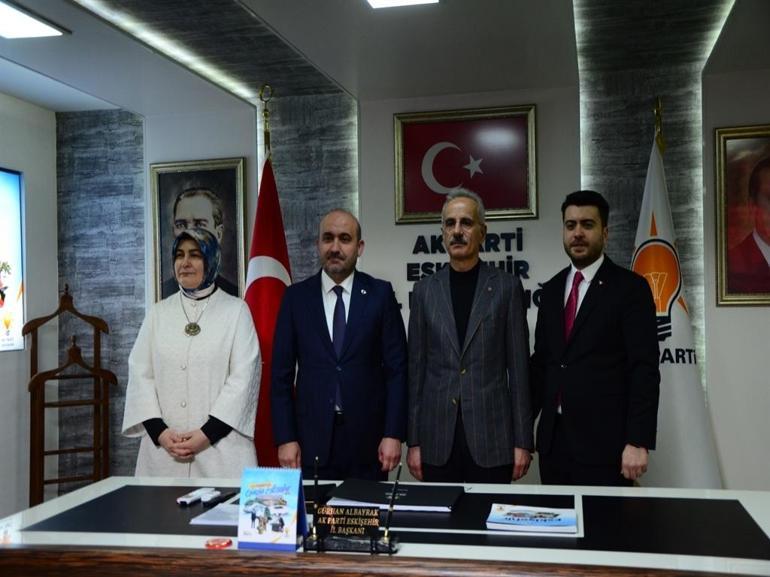 Bakan Uraloğlu, Mihalgazi Belediye Başkanı Akgünü ziyaret etti