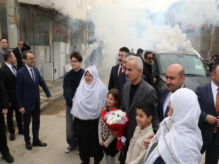 Bakan Uraloğlu, Mihalgazi Belediye Başkanı Akgünü ziyaret etti