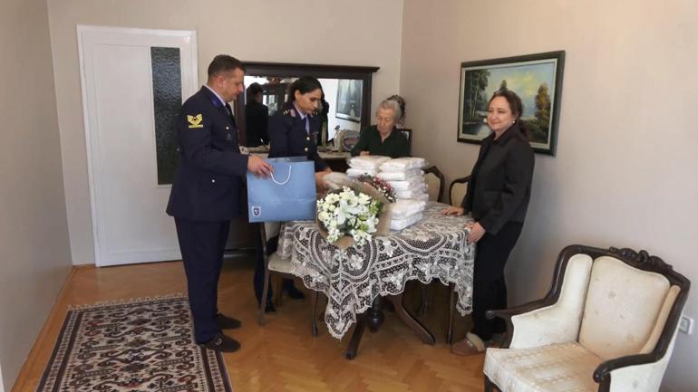 Hayırseverin ördüğü 195 boyunluk, Mehmetçike teslim edildi