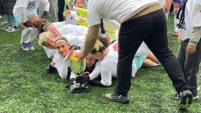 Avcılar’daki kızların büyük başarısı; iki yılda 1inci Lige yükseldiler