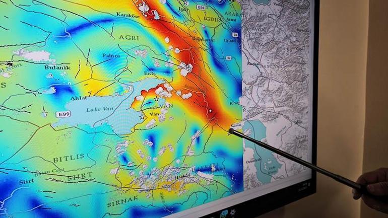 Van hattı Karstan İrana kadar deprem açısından en gergin yer