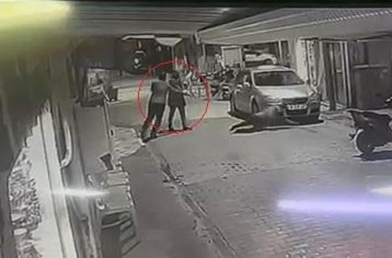 Bursada 1 kişinin yaralandığı silahlı kavga kamerada