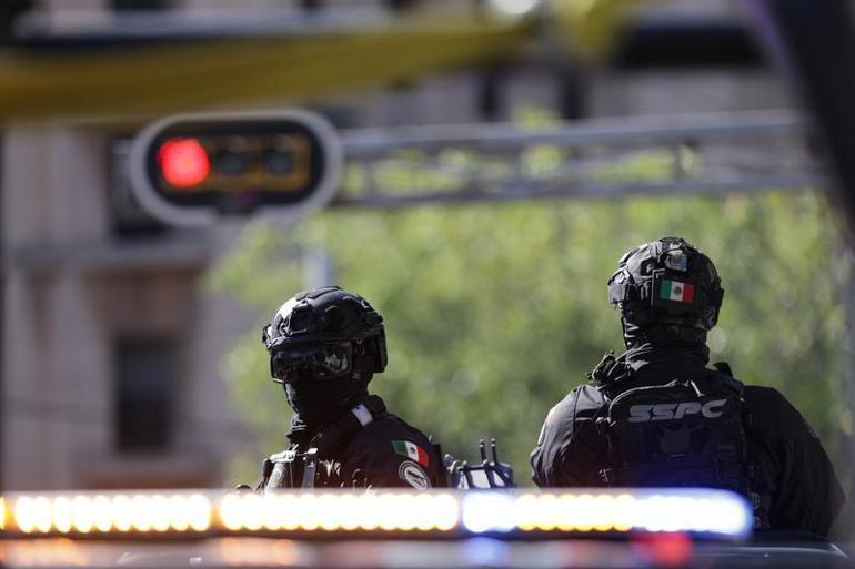 Meksikada El Menchonun öldürülmesinin ardından çıkan olaylarda 55 kişi hayatını kaybetti