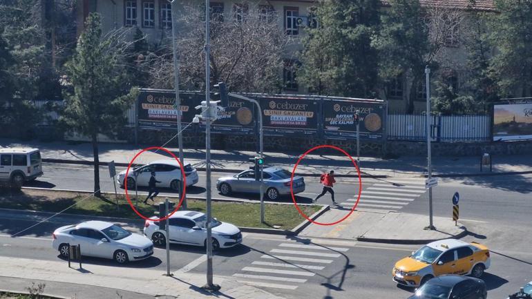 Tabanca ile kovaladığı husumetlisine peş peşe ateş etti; o anlar kamerada